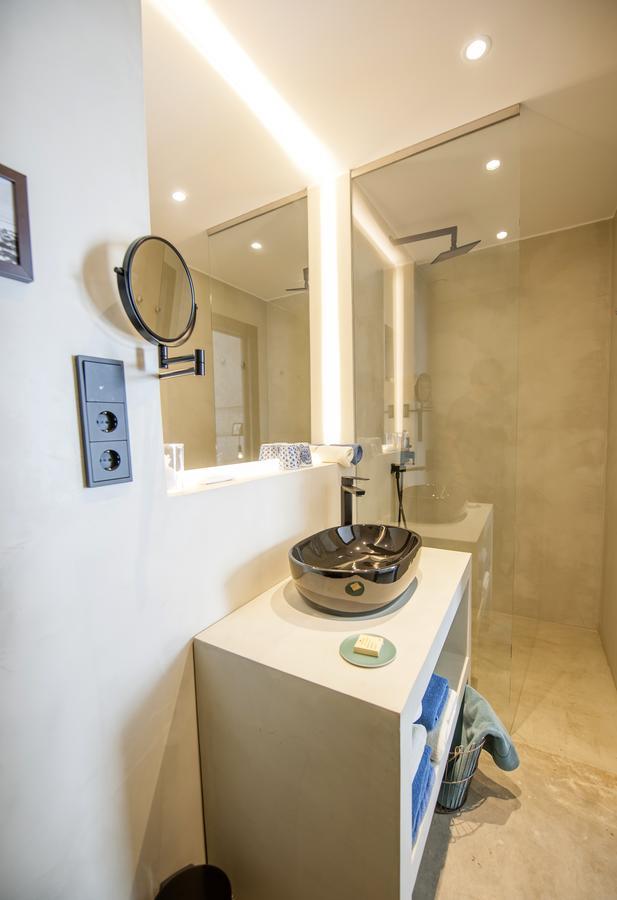 Kook Hotel Тарифа Екстериор снимка