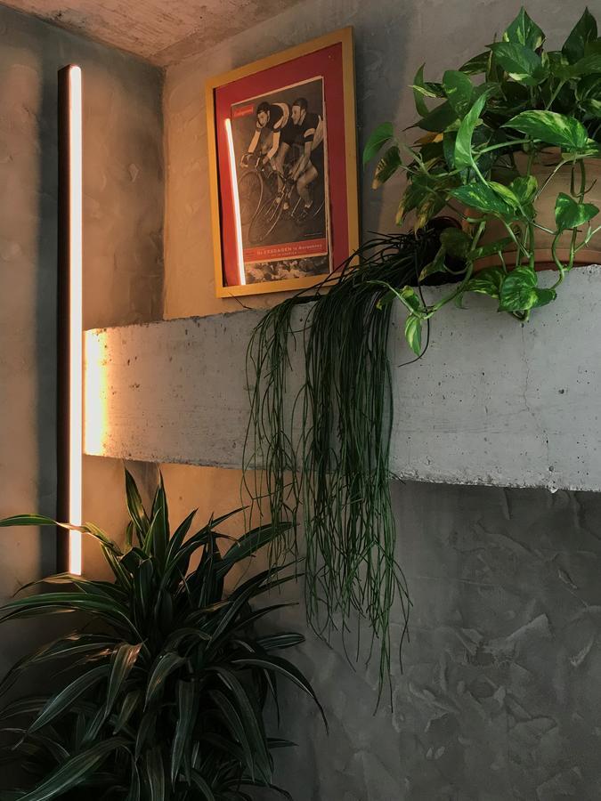 Kook Hotel Тарифа Екстериор снимка