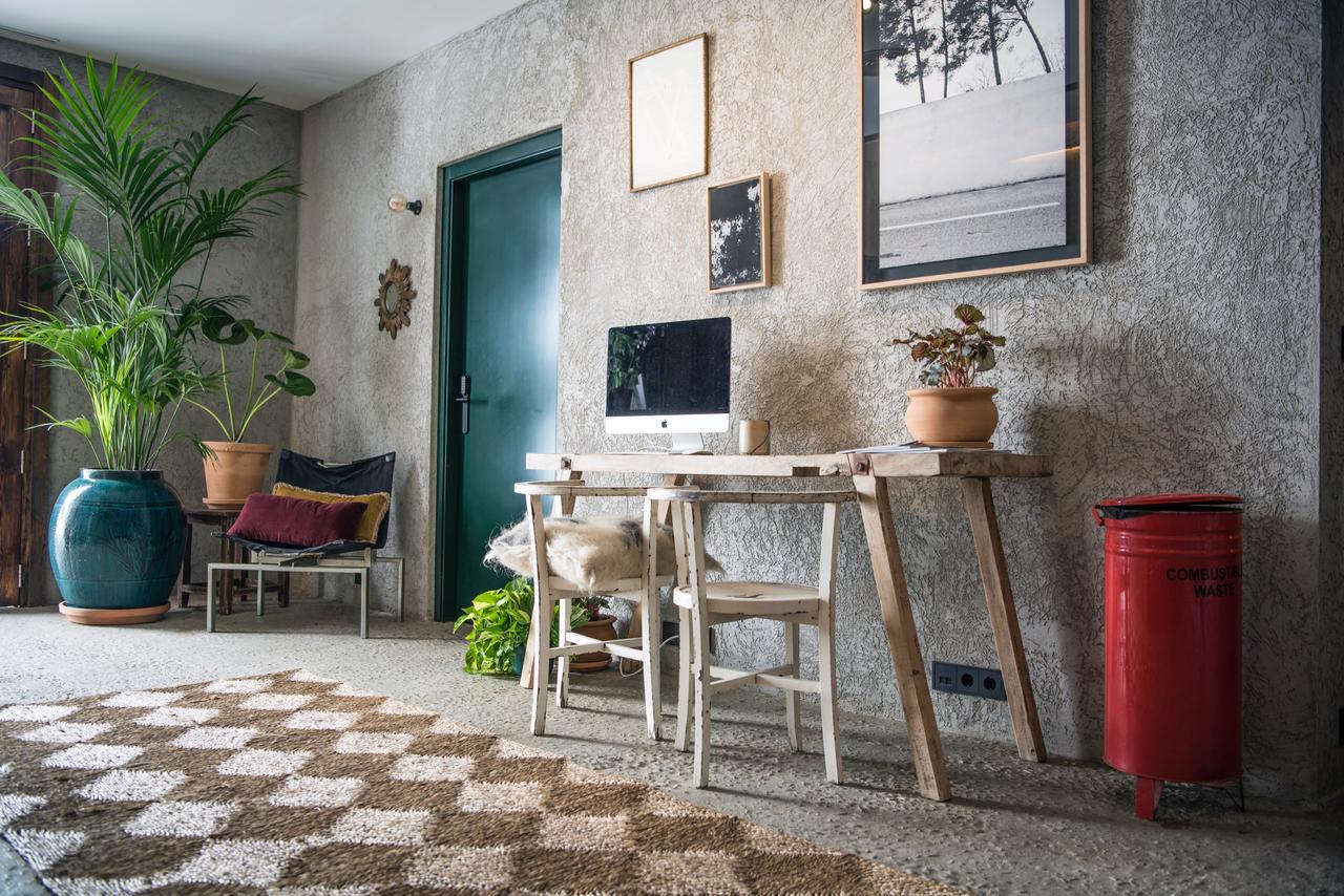 Kook Hotel Тарифа Екстериор снимка